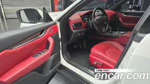 Maserati Levante, 2022 — миниатюра 10