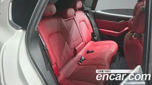 Maserati Levante, 2022 — миниатюра 12