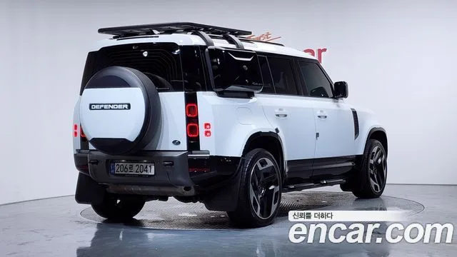 Land Rover Defender, 2022 — фото автомобиля из Кореи