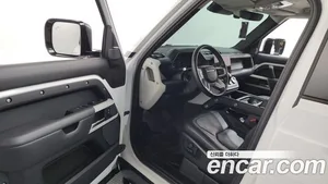 Land Rover Defender, 2022 — миниатюра 13