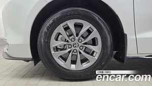 Toyota Sienna, 2023 — миниатюра 4
