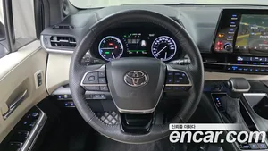 Toyota Sienna, 2023 — миниатюра 18