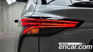 Toyota Sienna, 2023 — миниатюра 8