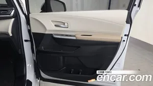 Toyota Sienna, 2023 — миниатюра 14