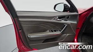 Kia Stinger, 2022 — миниатюра 14