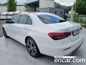 Mercedes-Benz E-Class, 2021 — миниатюра 4