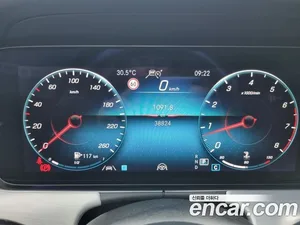 Mercedes-Benz E-Class, 2021 — миниатюра 6