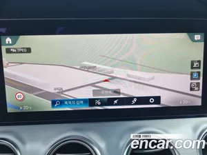 Mercedes-Benz E-Class, 2021 — миниатюра 8