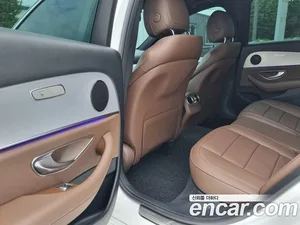 Mercedes-Benz E-Class, 2021 — миниатюра 13