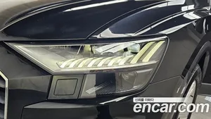 Audi Q8, 2021 — миниатюра 8