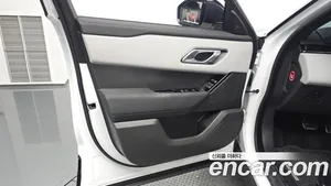 Land Rover Range Rover Velar, 2024 — миниатюра 13