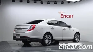 Lincoln MKS, 2016 — миниатюра 2