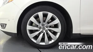 Lincoln MKS, 2016 — миниатюра 5
