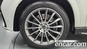 Mercedes-Benz GLE-Class, 2024 — миниатюра 5