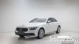 Mercedes-Benz E-Class, 2023 — миниатюра 1