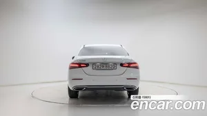 Mercedes-Benz E-Class, 2023 — миниатюра 4