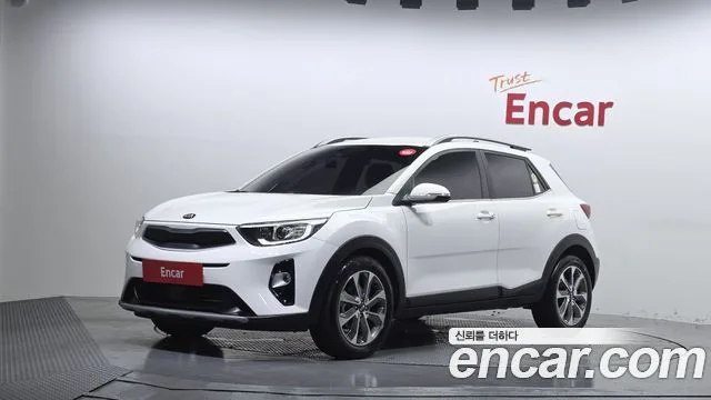 Kia Stonic, 2019 — фото автомобиля из Кореи