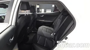 Kia Stonic, 2019 — миниатюра 18