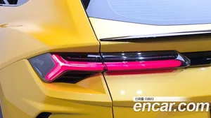 Lamborghini Urus, 2022 — миниатюра 9