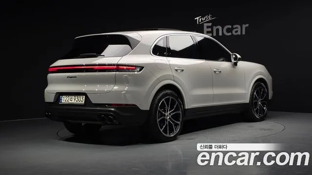Porsche Cayenne, 2023 — фото автомобиля из Кореи