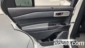 Ford Explorer, 2020 — миниатюра 15