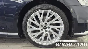 Audi A8, 2021 — миниатюра 7