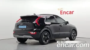 Kia Niro, 2023 — миниатюра 1