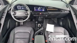 Kia Niro, 2023 — миниатюра 9