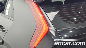 Kia Niro, 2023 — миниатюра 8