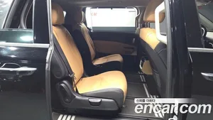 Kia Carnival, 2023 — миниатюра 17