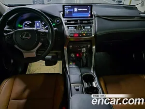 Lexus NX, 2021 — миниатюра 10