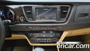 Kia Carnival, 2018 — миниатюра 25
