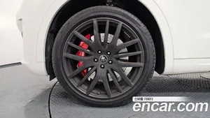 Maserati Levante, 2022 — миниатюра 5