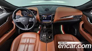 Maserati Levante, 2022 — миниатюра 7