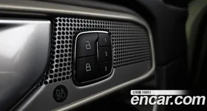 Ford Explorer, 2023 — миниатюра 9
