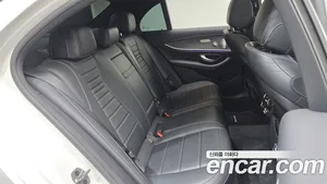 Mercedes-Benz E-Class, 2021 — миниатюра 17