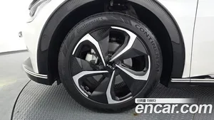 Kia EV6, 2022 — миниатюра 5