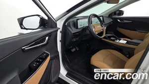 Kia EV6, 2022 — миниатюра 13