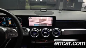 Mercedes-Benz GLB-Class, 2021 — миниатюра 20