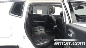Jeep Compass, 2018 — миниатюра 18