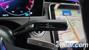 Mercedes-Benz E-Class, 2024 — миниатюра 12