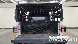 Jeep Gladiator, 2021 — миниатюра 26