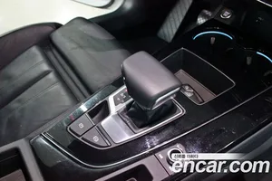 Audi A4, 2022 — миниатюра 9
