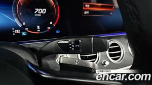 Mercedes-Benz E-Class, 2023 — миниатюра 12