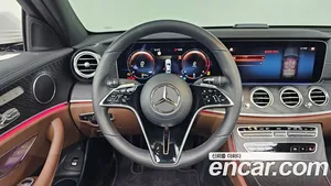 Mercedes-Benz E-Class, 2023 — миниатюра 19