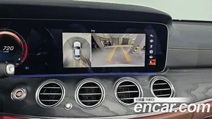 Mercedes-Benz E-Class, 2023 — миниатюра 20