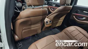 Mercedes-Benz E-Class, 2023 — миниатюра 27