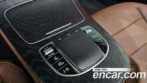 Mercedes-Benz E-Class, 2023 — миниатюра 31