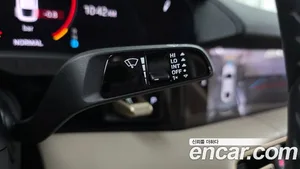 Porsche Taycan, 2023 — миниатюра 16