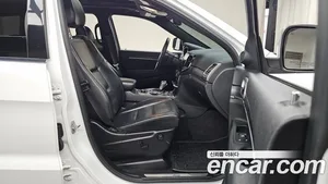 Jeep Cherokee, 2019 — миниатюра 16